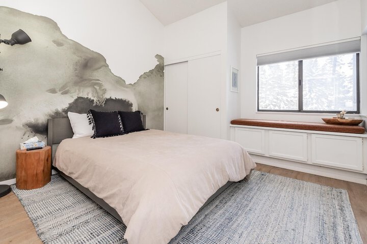 Room 17 of 49
