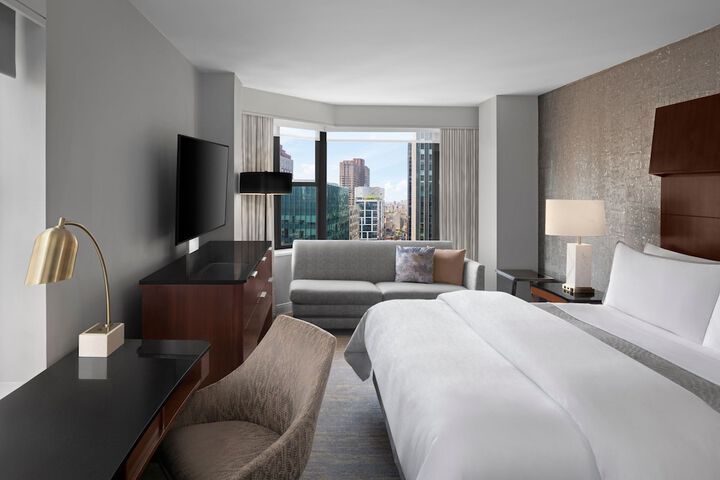Room 15 of 63