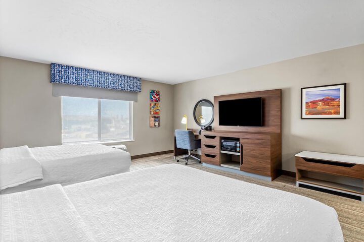 Hampton Inn & Suites Farmington
