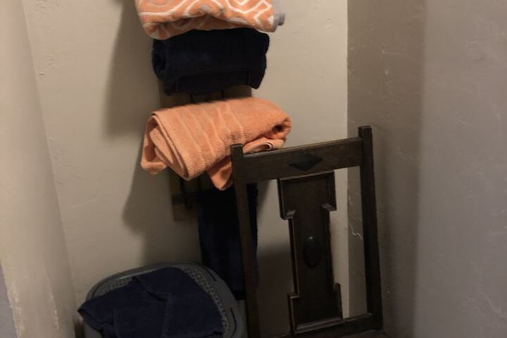 Room 49 of 64