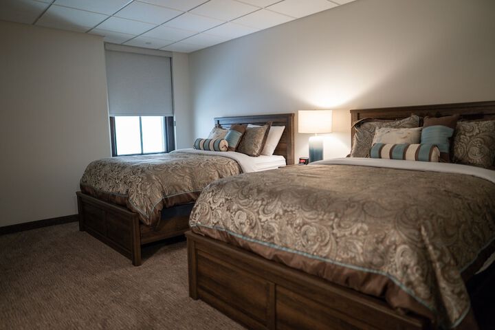 Room 10 of 14