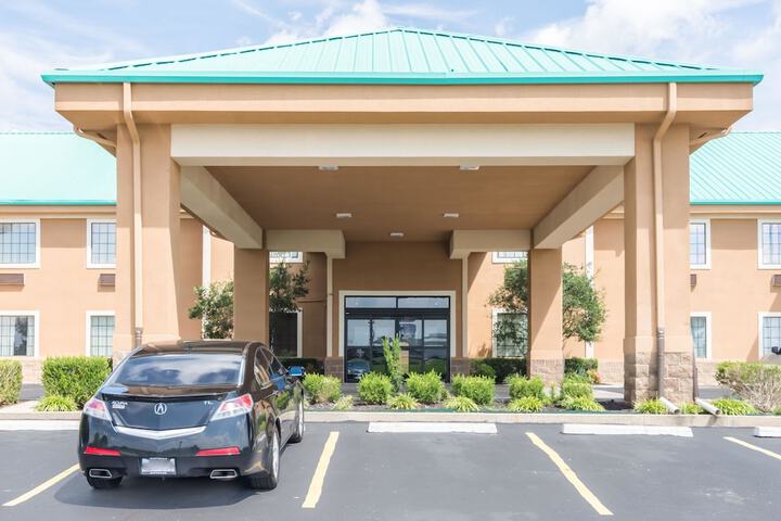 Quality Inn & Suites Alma I-40