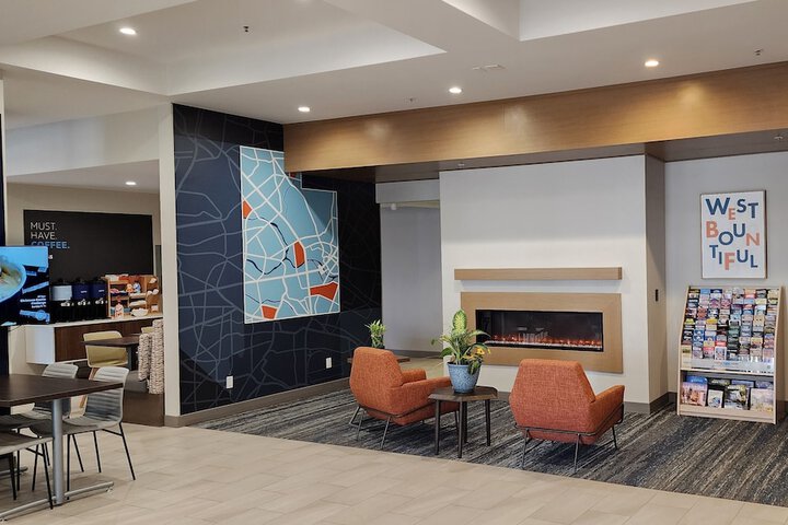 Hotel Interior 12 of 53