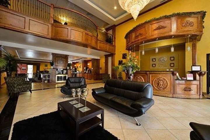 Comfort Suites Bay City East