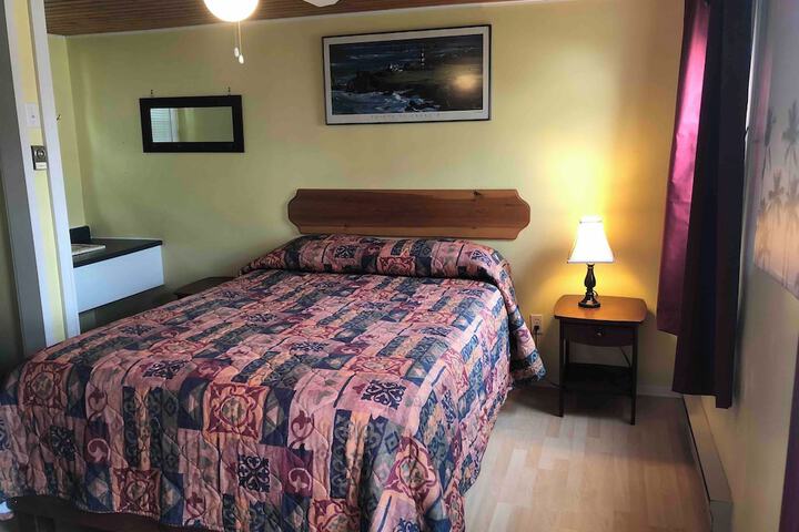 Room 68 of 92