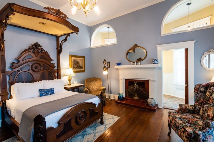 Kennedy Manor B & B