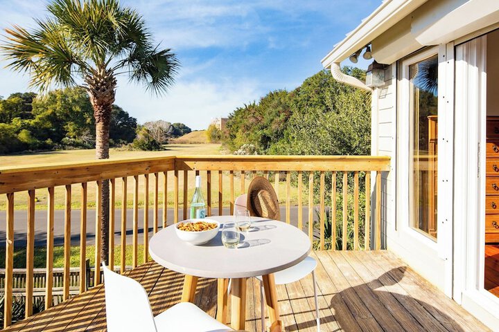Raven by Avantstay Entertainers Dream w / Pool Hot Tub, Game Room! 9 Brs!