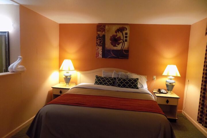 Room 14 of 21