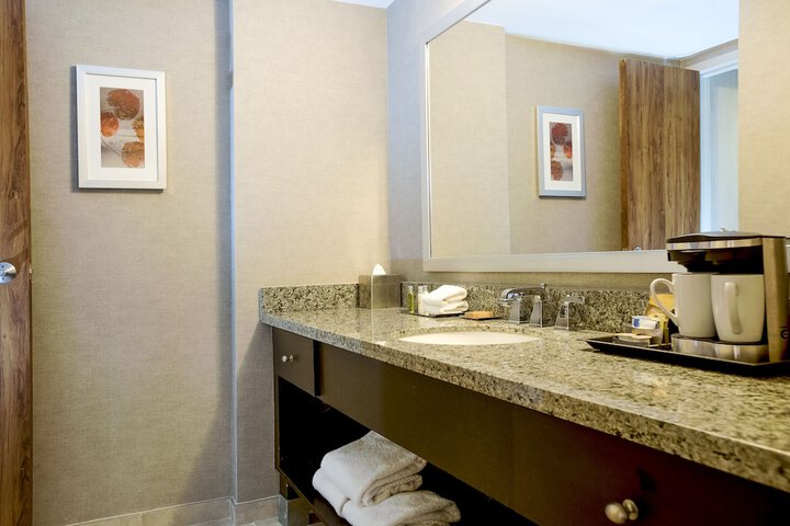 Room 20 of 38