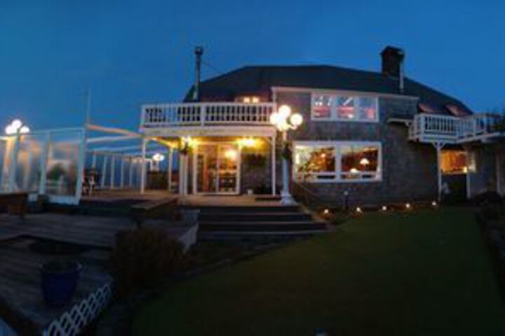 Cliff House - Waldport