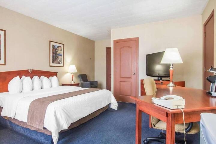 Room 20 of 38