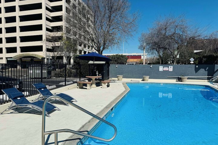 Pool 7 of 26