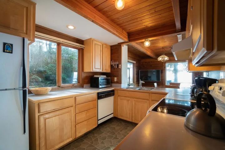 Wave Haven 3 Bedroom Home