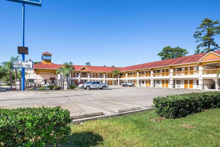 Hotel 2 of 27