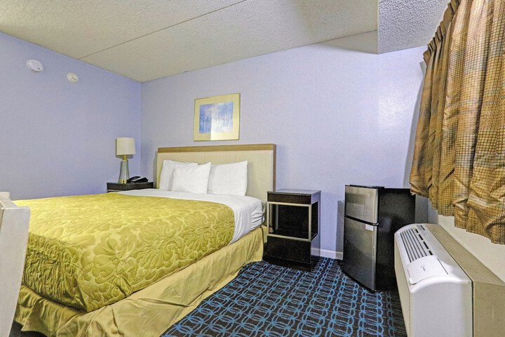 Brookville Inn by OYO Near Dayton International Airport