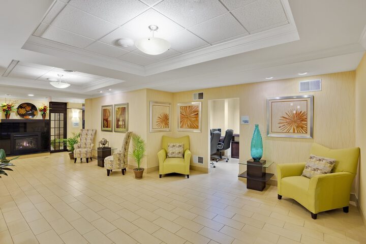 Holiday Inn Express Hotel & Suites Lebanon by IHG