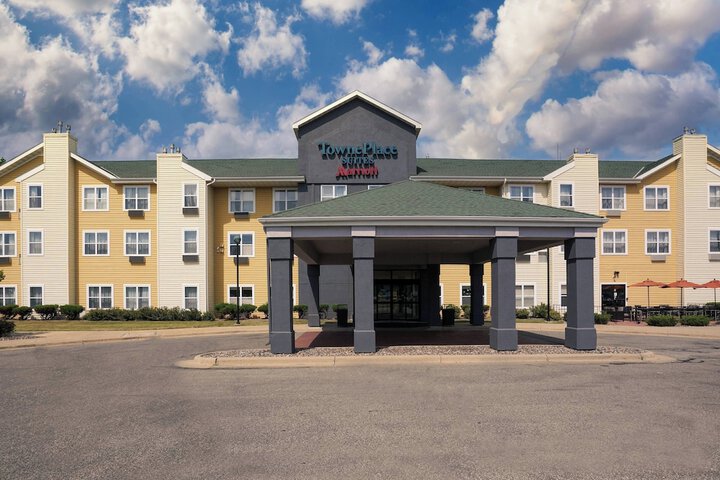 Hotel 2 of 33