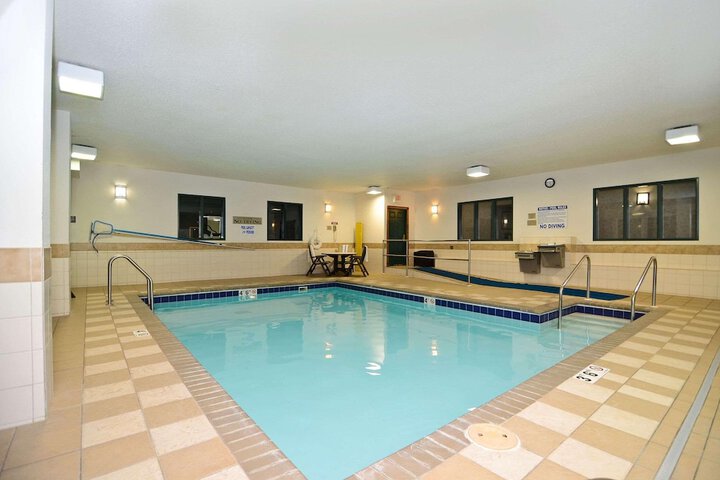 Pool 8 of 32