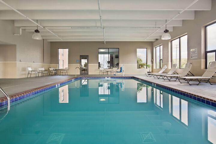 Pool 2 of 24