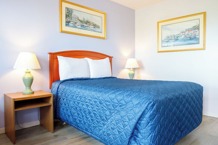 Room 14 of 25