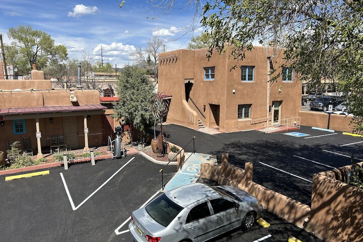 Hotel 3 of 75