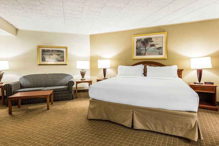 Room 14 of 44