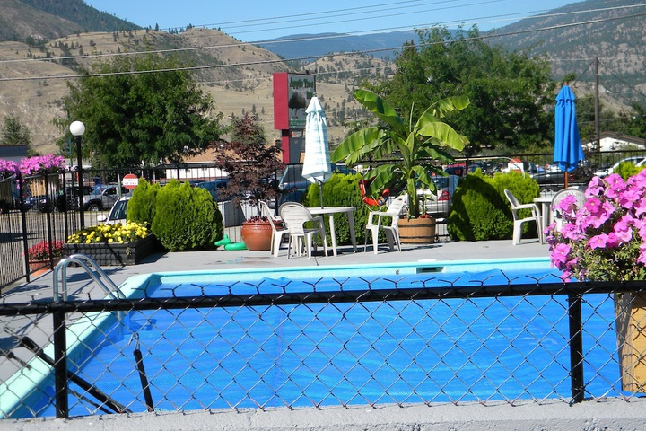 Pool 12 of 45