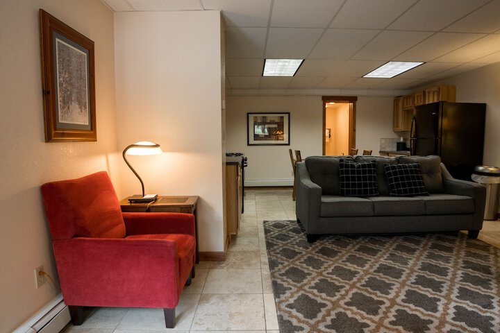 Silver Moon Inn