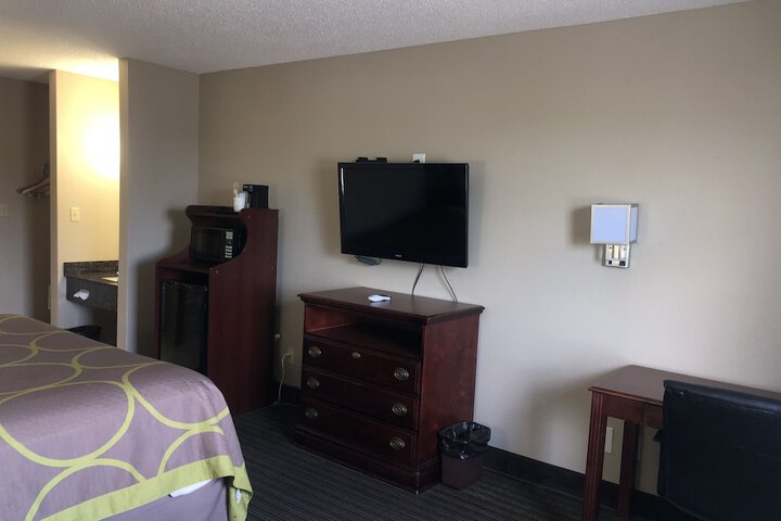 Room 26 of 45