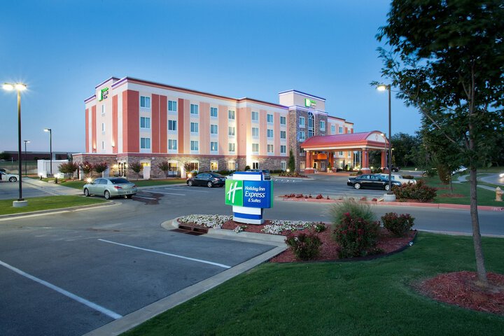 Hotel 4 of 63