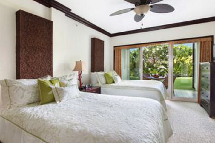 Waipouli Beach Resort E105 by RedAwning
