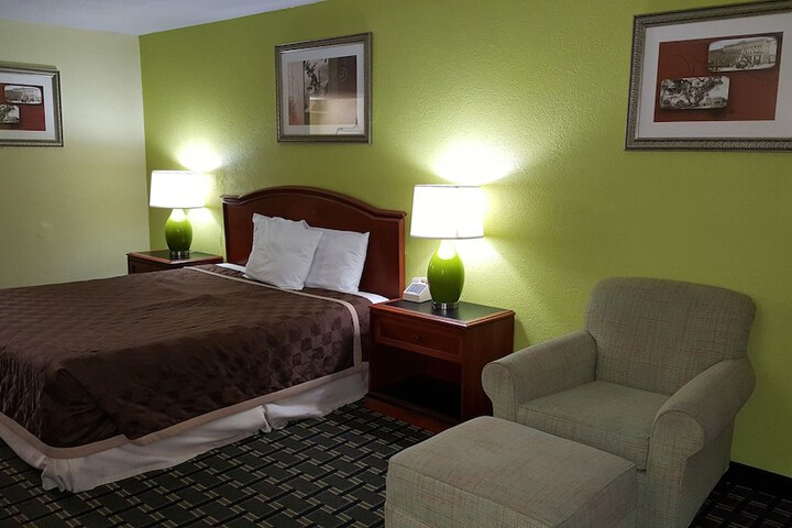 Room 44 of 47