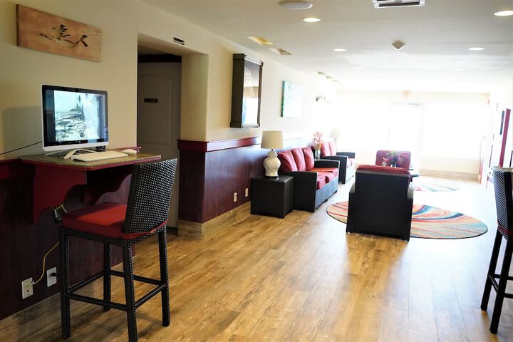 Business Center 132 of 141