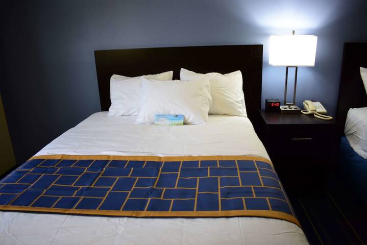 Days Inn by Wyndham Augusta