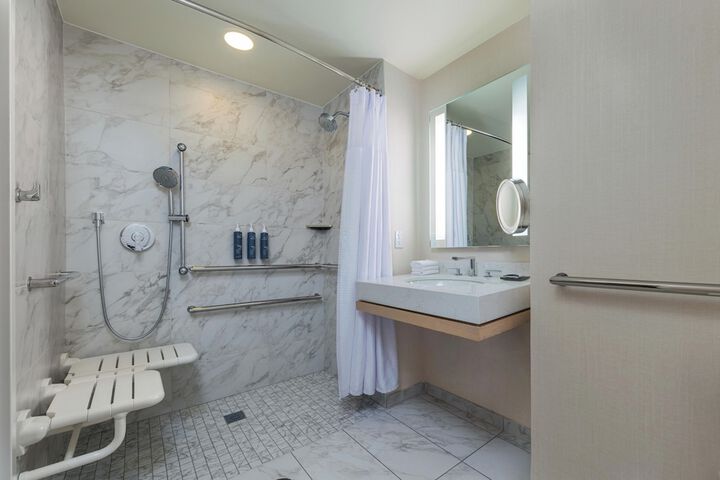 The Westin Jersey City Newport