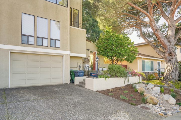 Swim Golf & Relax: Luxe Townhome in Aptos
