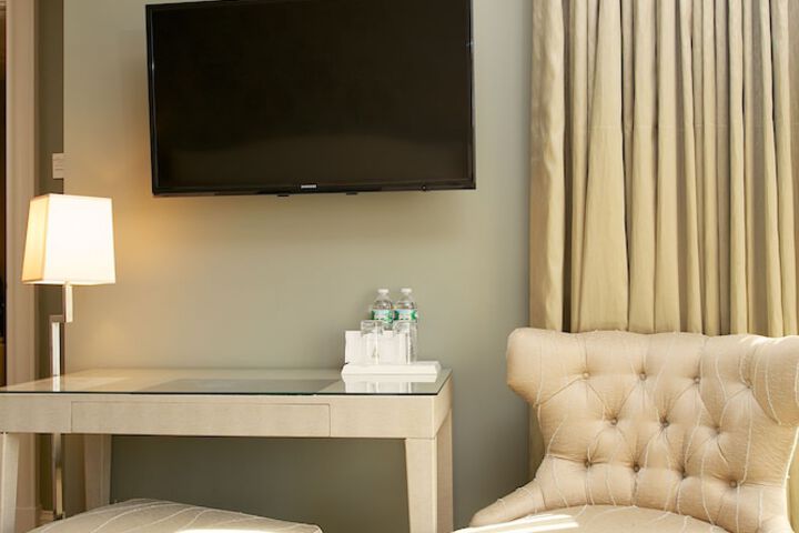 Room 29 of 40
