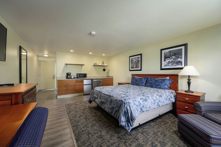 Room 80 of 128