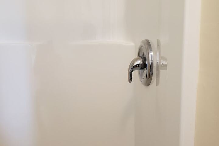 Room 30 of 46