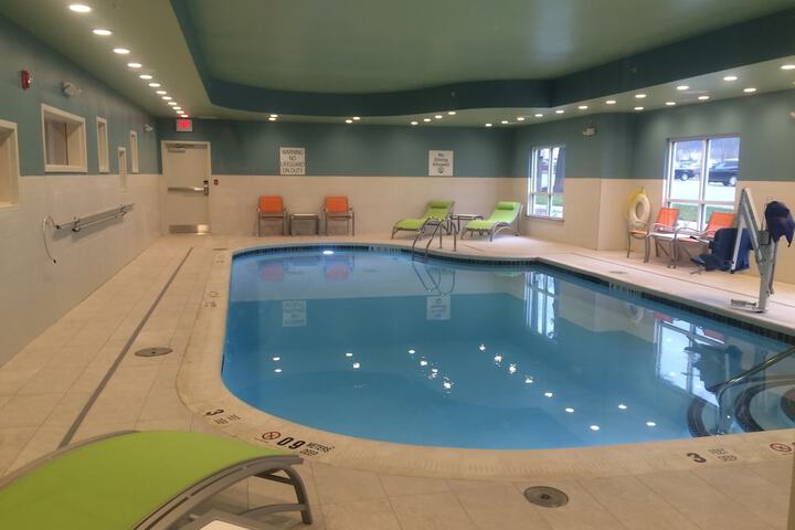 Pool 15 of 91
