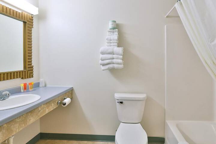 Amerivu Inn & Suites New Richmond