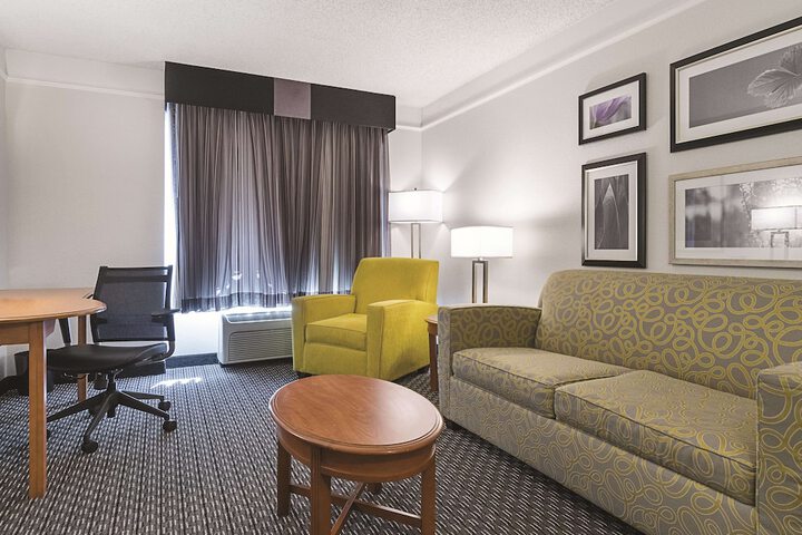Room 45 of 60