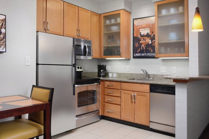 Residence Inn by Marriott Dallas Plano / The Colony