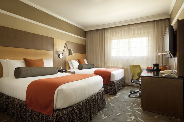 Room 12 of 19