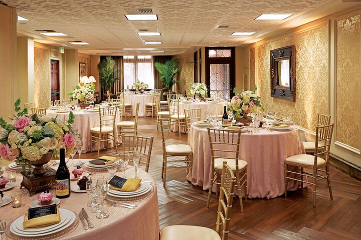 Ballroom/Hall 62 of 75