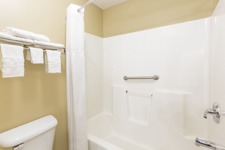 Room 14 of 24