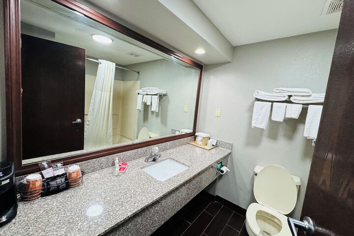 Room 21 of 25
