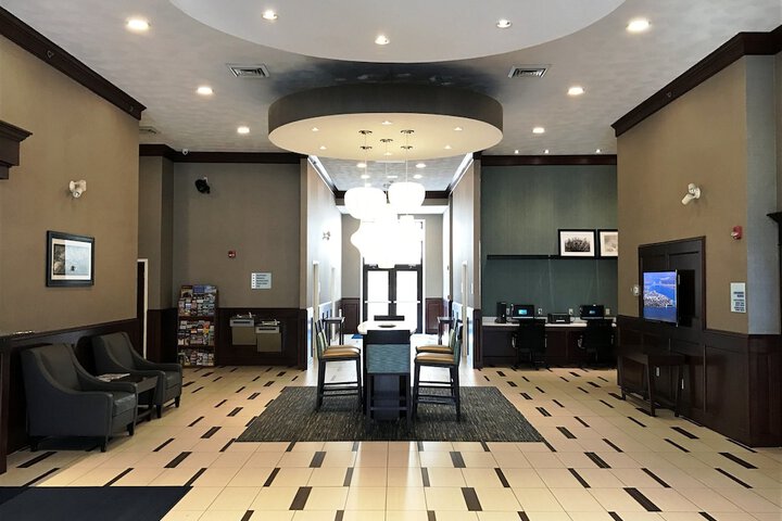 Hotel 4 of 30