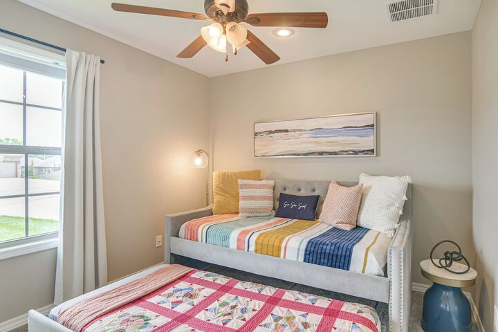 Pool Access Grill & Gazebo: Ozark Getaway!