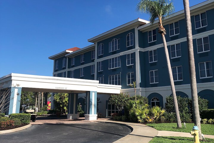 Hotel 2 of 54